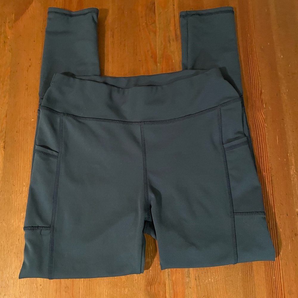 Turquoise leggings with pockets